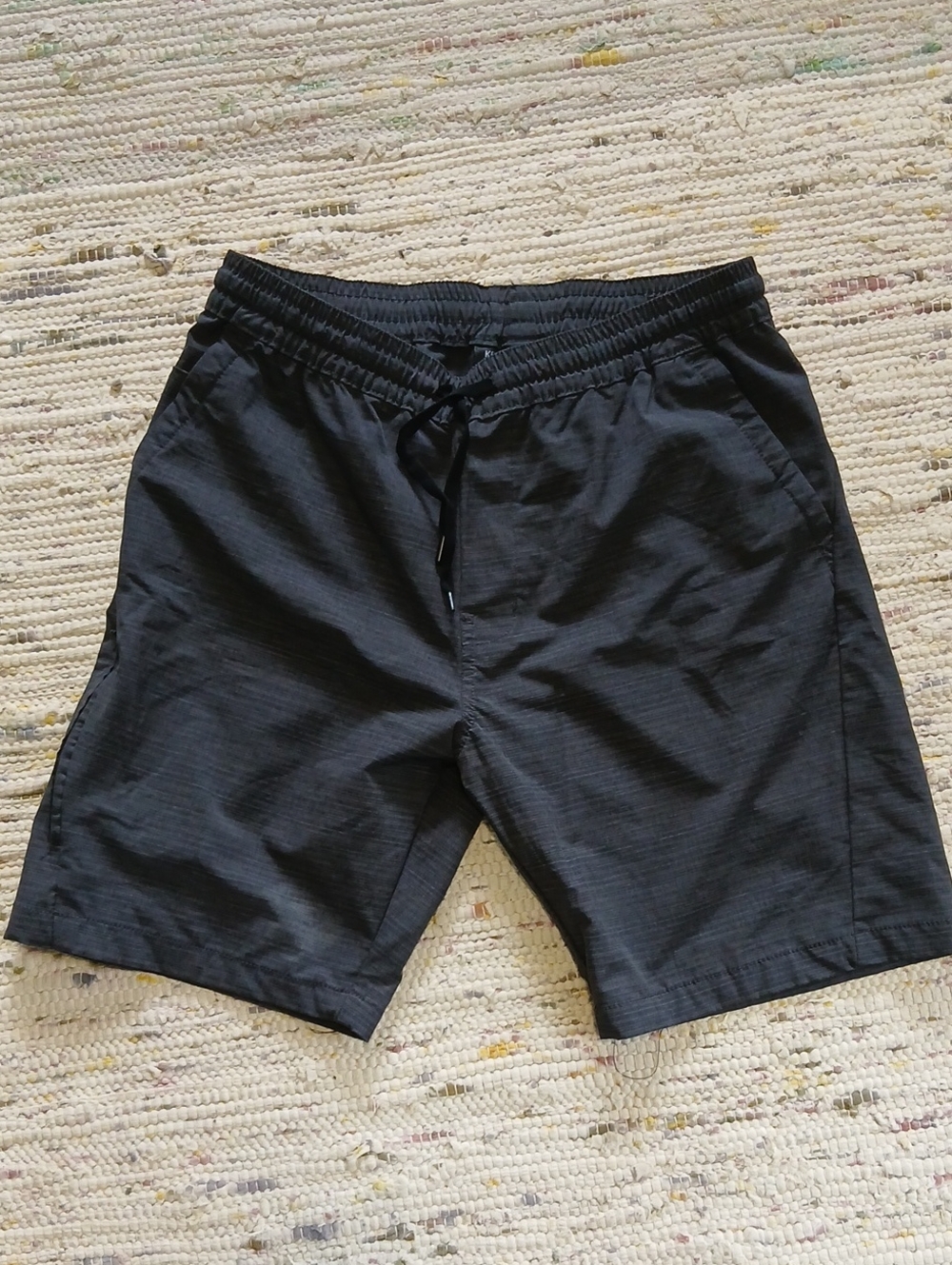 Kenneth Cole Black Flat-Front Elastic Waist Shorts